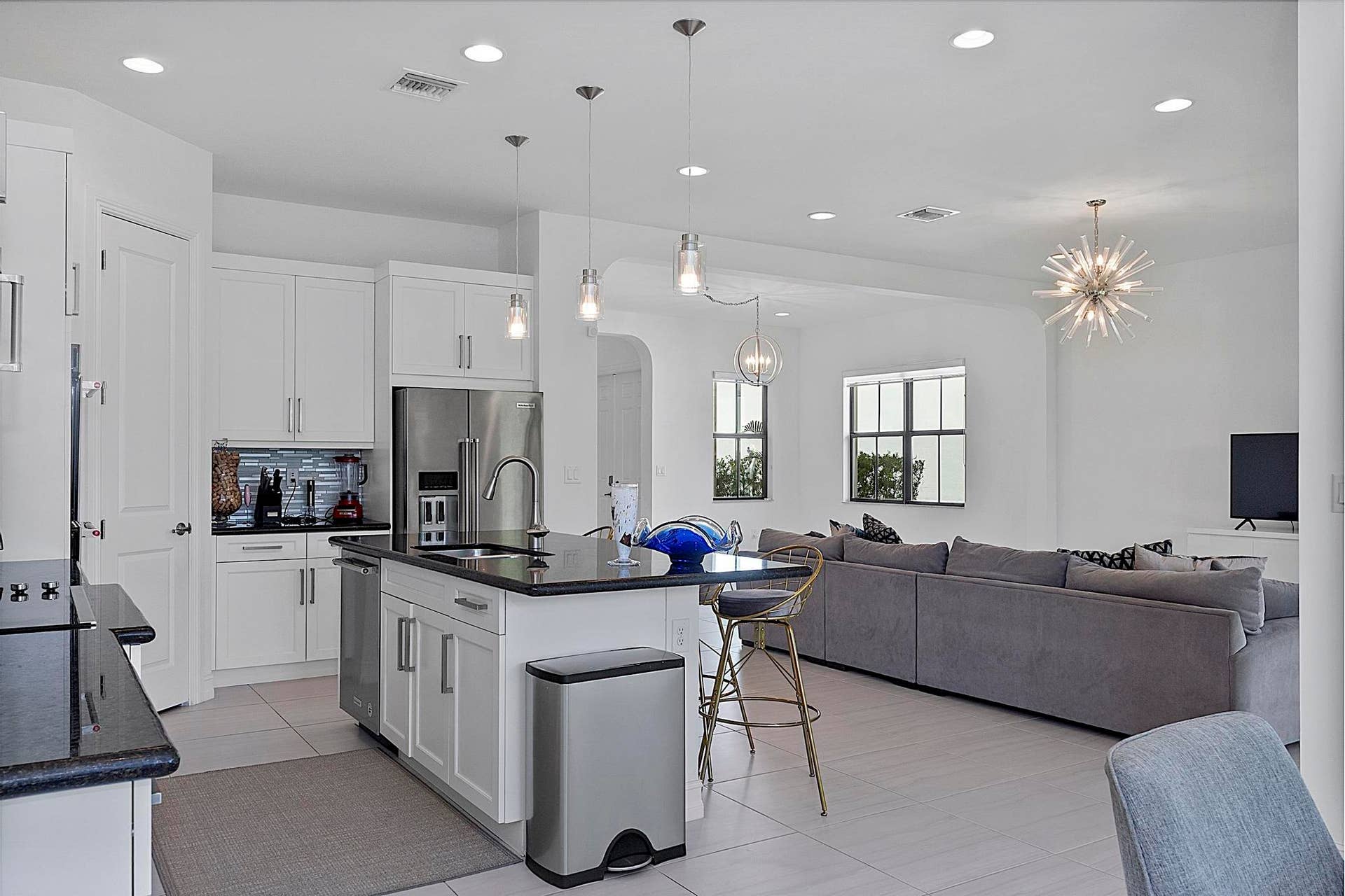 11824 SW 13th Court, Pembroke Pines, FL 33025 11824 SW 13 Ct Pembroke Pines, Fl 32025