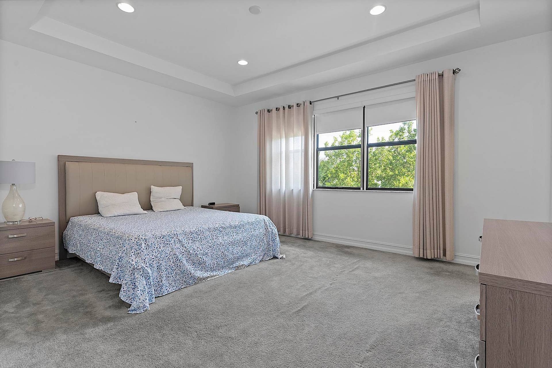 11824 SW 13th Court, Pembroke Pines, FL 33025 11824 SW 13 Ct Pembroke Pines, Fl 32025