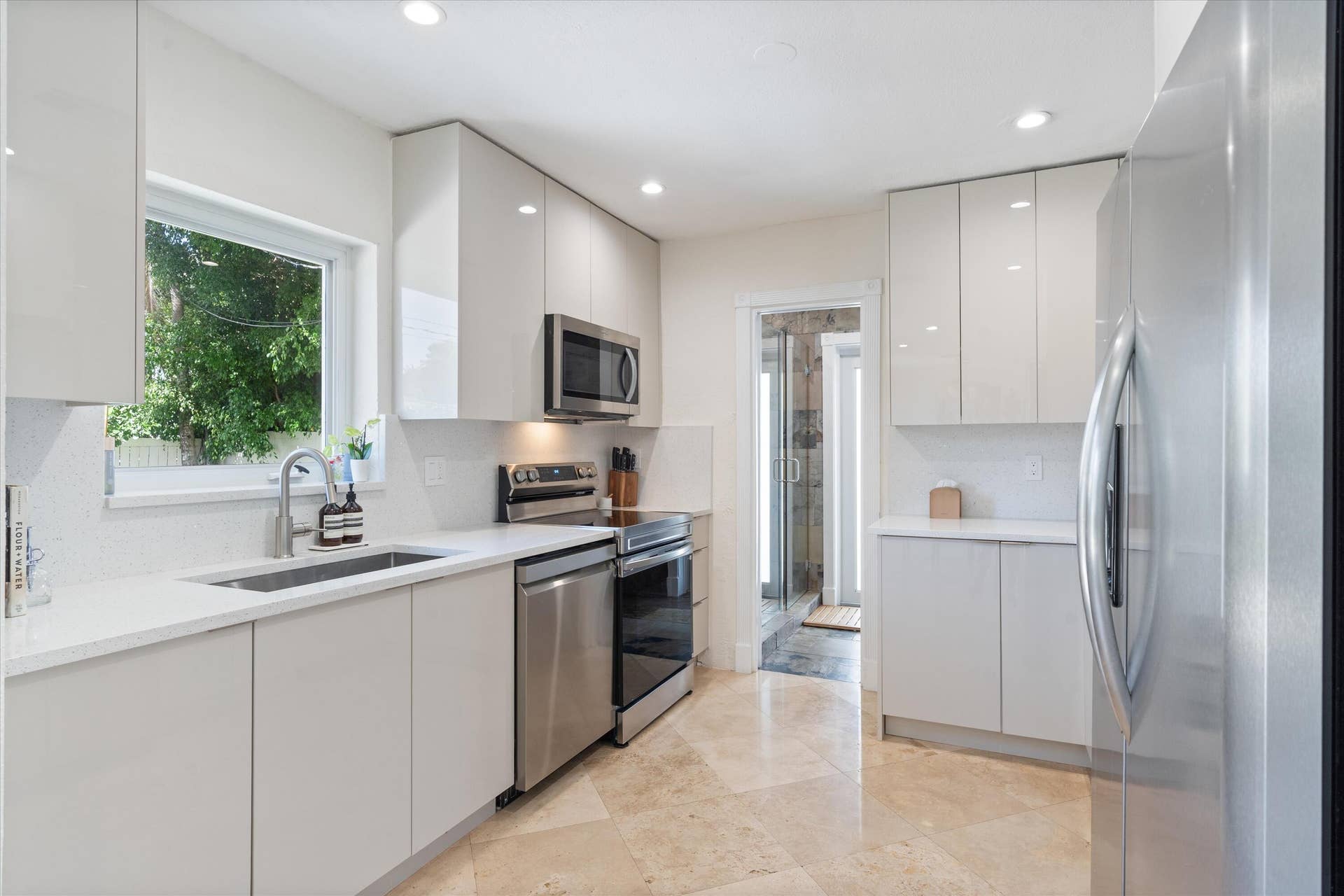 2740 NE 25th Place, Fort Lauderdale, FL 33305 08-2740 NE 25th Place Ft. Lauderdale, FL