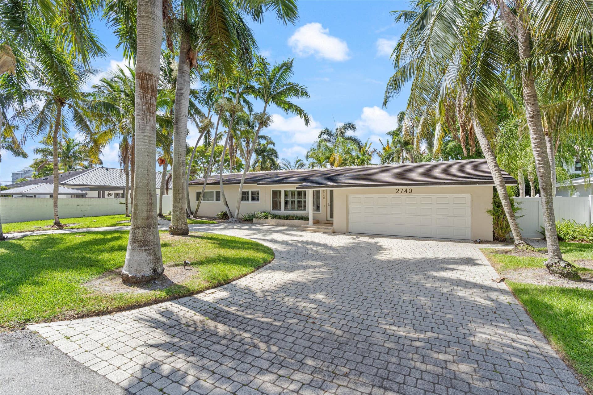 2740 NE 25th Place, Fort Lauderdale, FL 33305 01-2740 NE 25th Place Ft. Lauderdale, FL