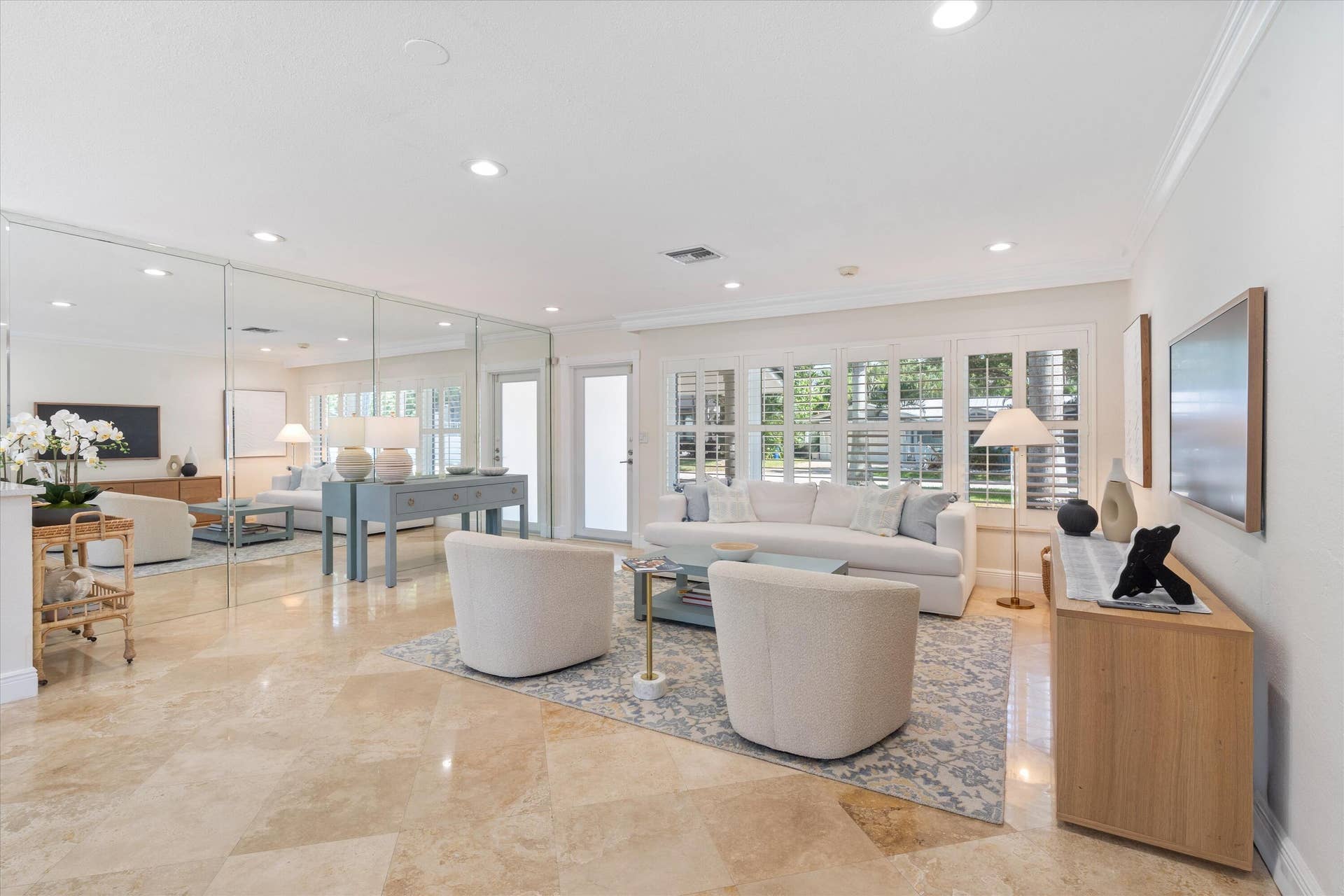 2740 NE 25th Place, Fort Lauderdale, FL 33305 06-2740 NE 25th Place Ft. Lauderdale, FL