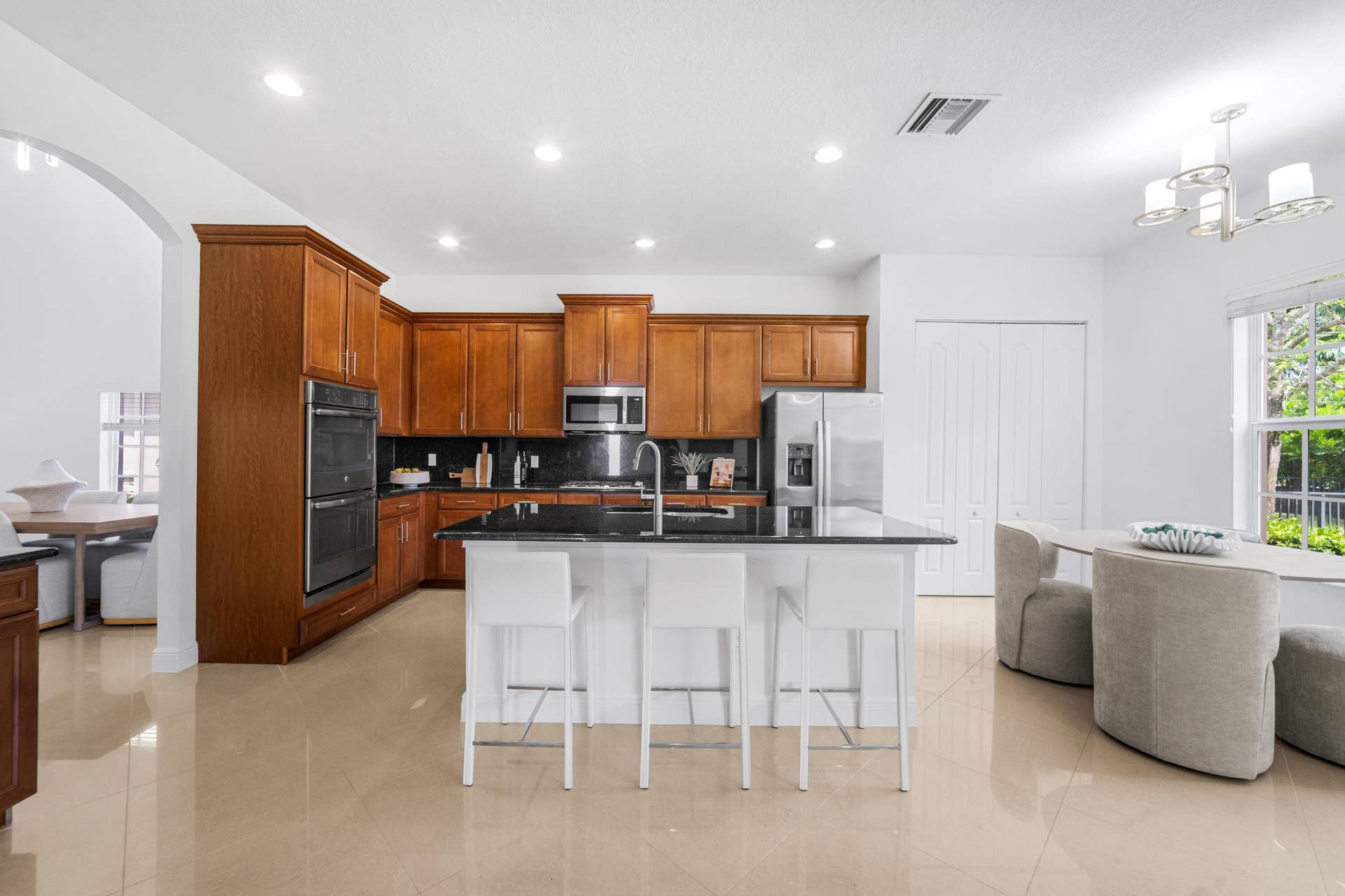 10111 EDGEWATER Court, Parkland, FL 33076 A7_01621