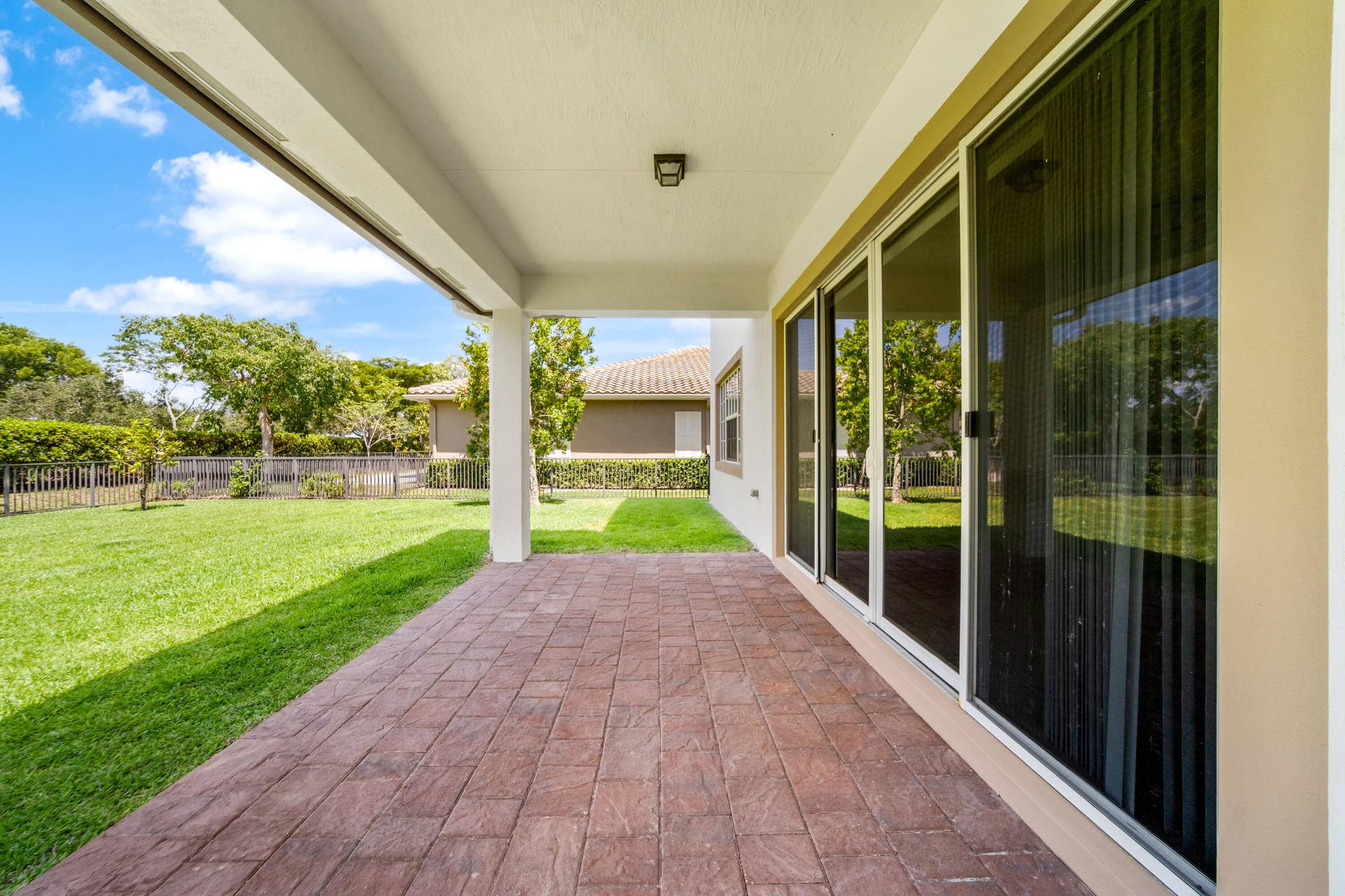 10111 EDGEWATER Court, Parkland, FL 33076 A7_01296