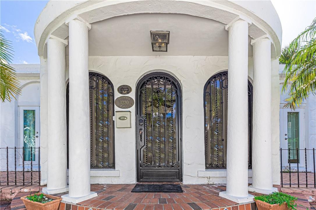 1220 SE 2ND Street, Fort Lauderdale, Fort Lauderdale, FL 33301 Photo 2