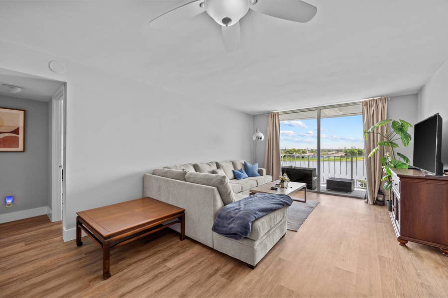 Property photo for 470 Executive Center Drive, #5b, West Palm Beach, FL