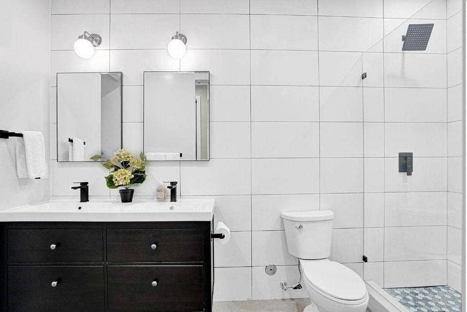 2622 NE 27TH Avenue, Lighthouse Point, FL 33064 PRIMARY BATH 2