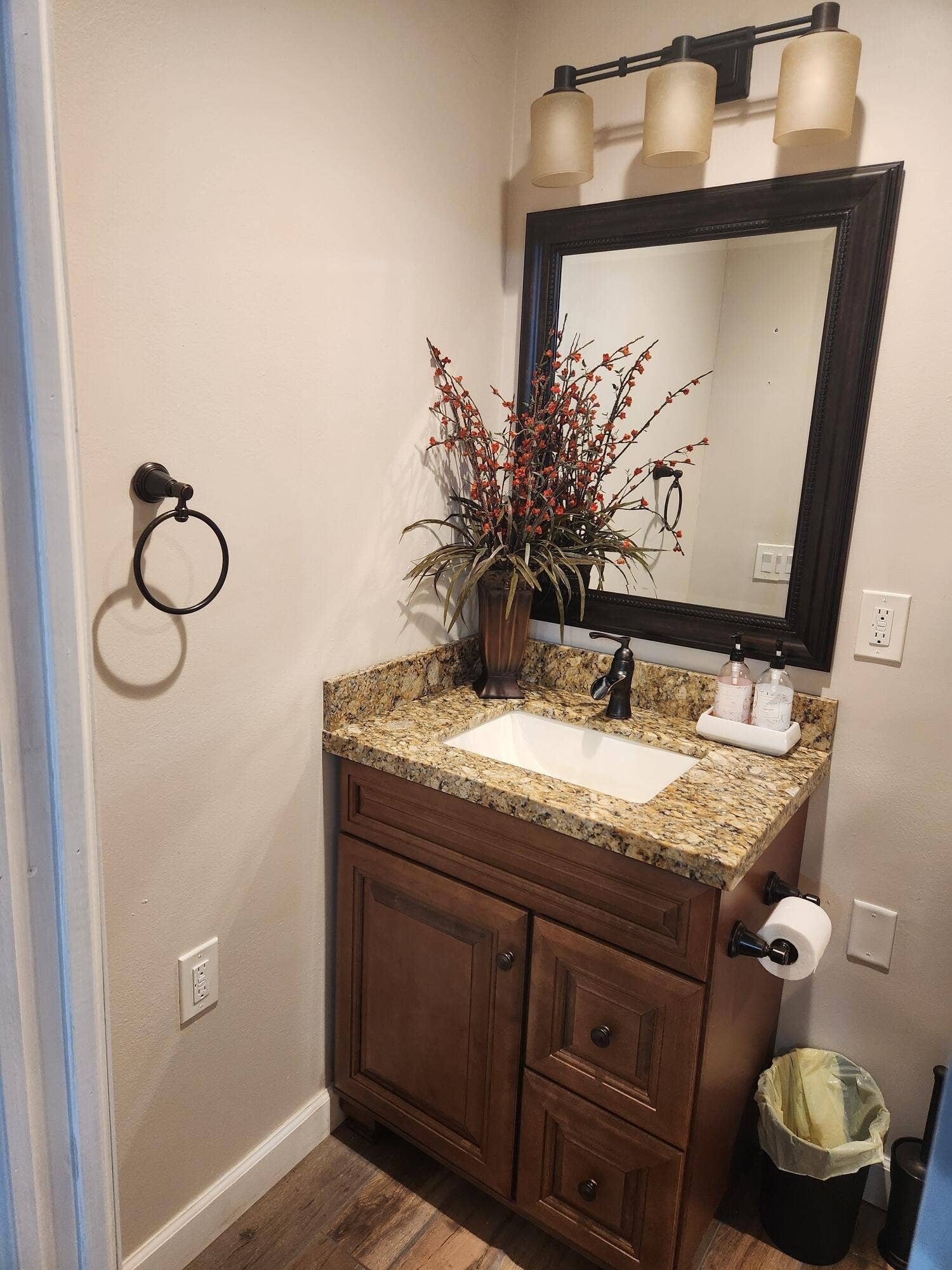 6303 Royal Palm Beach Boulevard, West Palm Beach, FL 33412 guest bathroom2