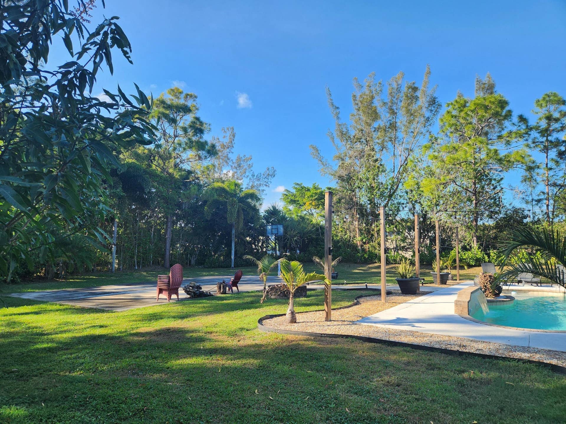 6303 Royal Palm Beach Boulevard, West Palm Beach, FL 33412 yard