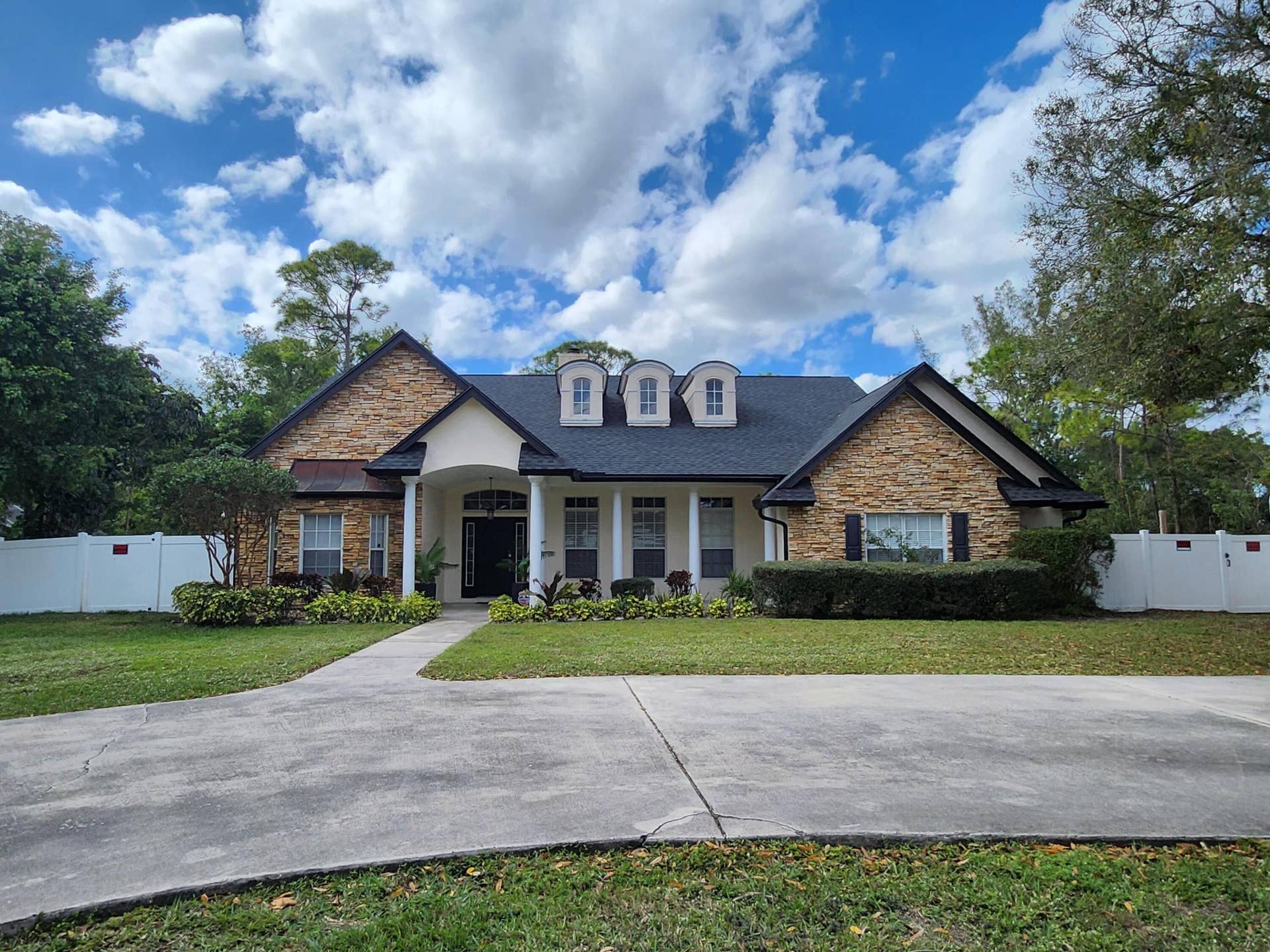 6303 Royal Palm Beach Boulevard, West Palm Beach, FL 33412 Front view