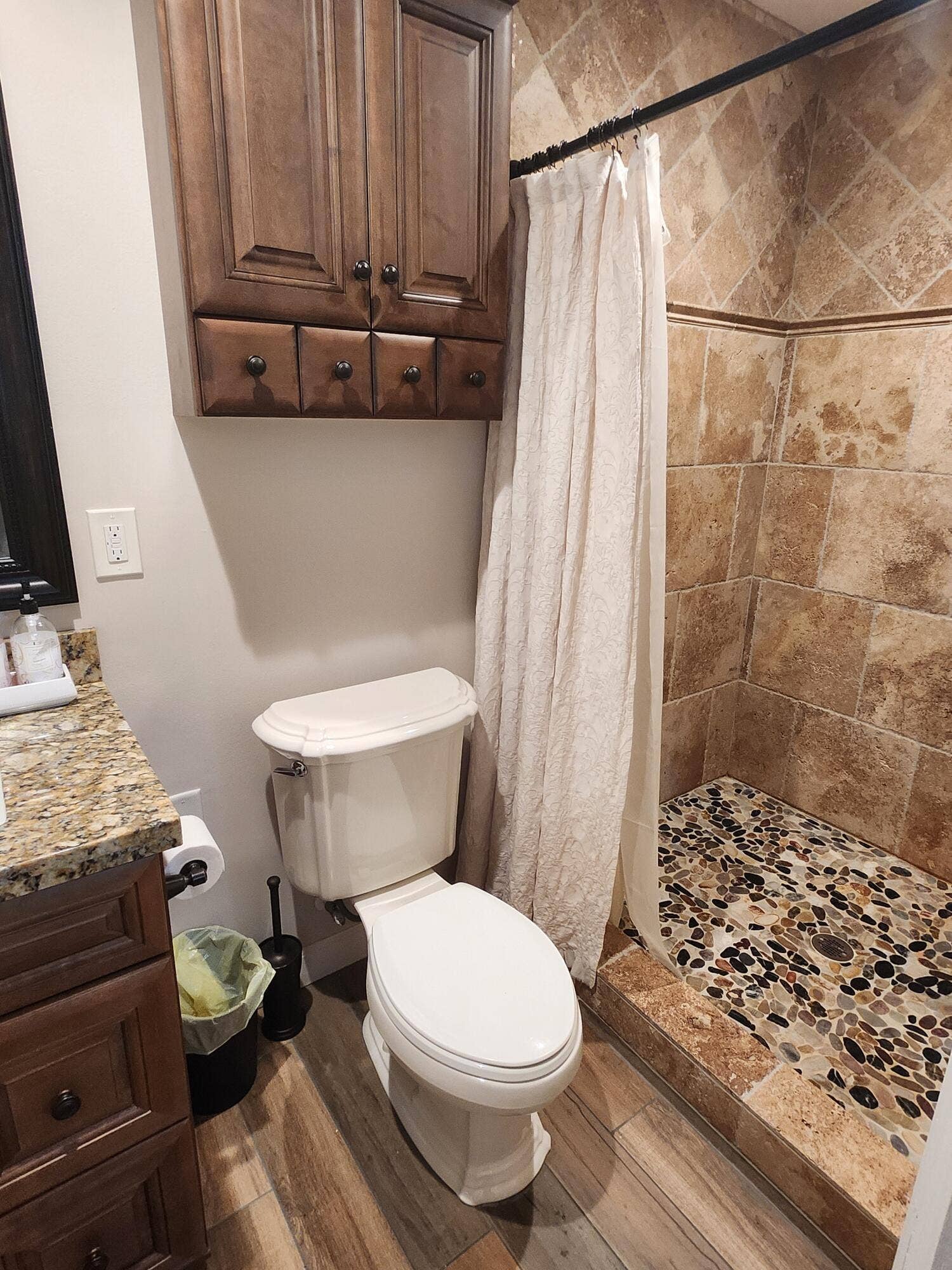 6303 Royal Palm Beach Boulevard, West Palm Beach, FL 33412 guest shower