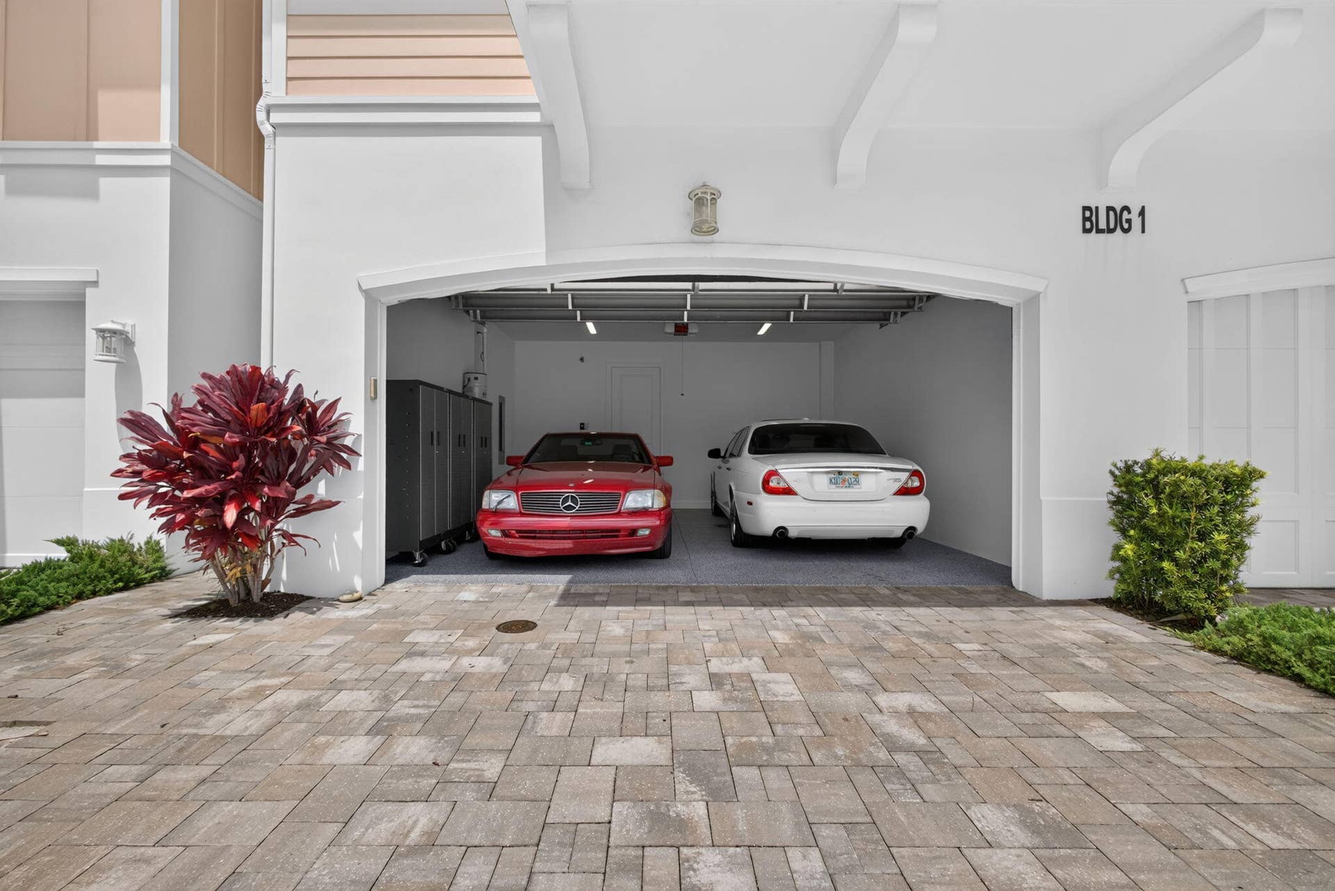 131 INLET WATERS Circle, Jupiter, FL 33477 2 CAR GARAGE