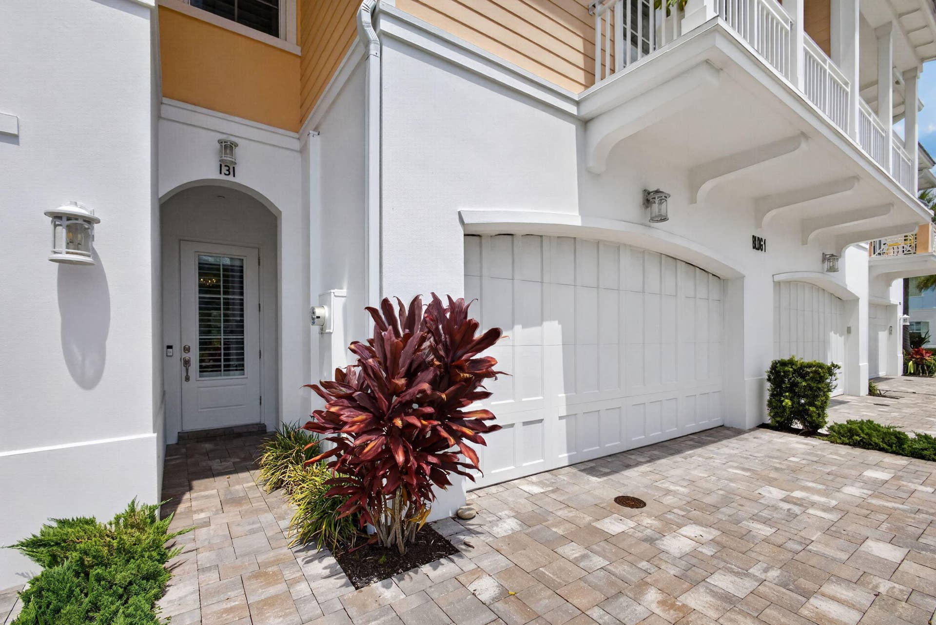 131 INLET WATERS Circle, Jupiter, FL 33477 FRONT ENTRYWAY