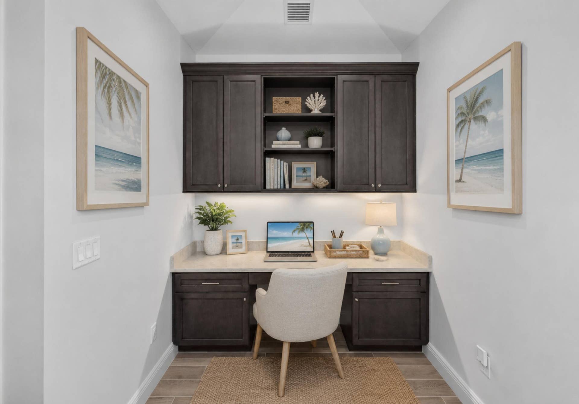 131 INLET WATERS Circle, Jupiter, FL 33477 VIRTUALLY STAGED