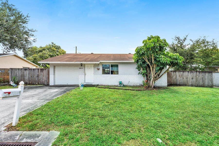 Property photo for 2011 SW 99TH Terrace, Miramar, FL