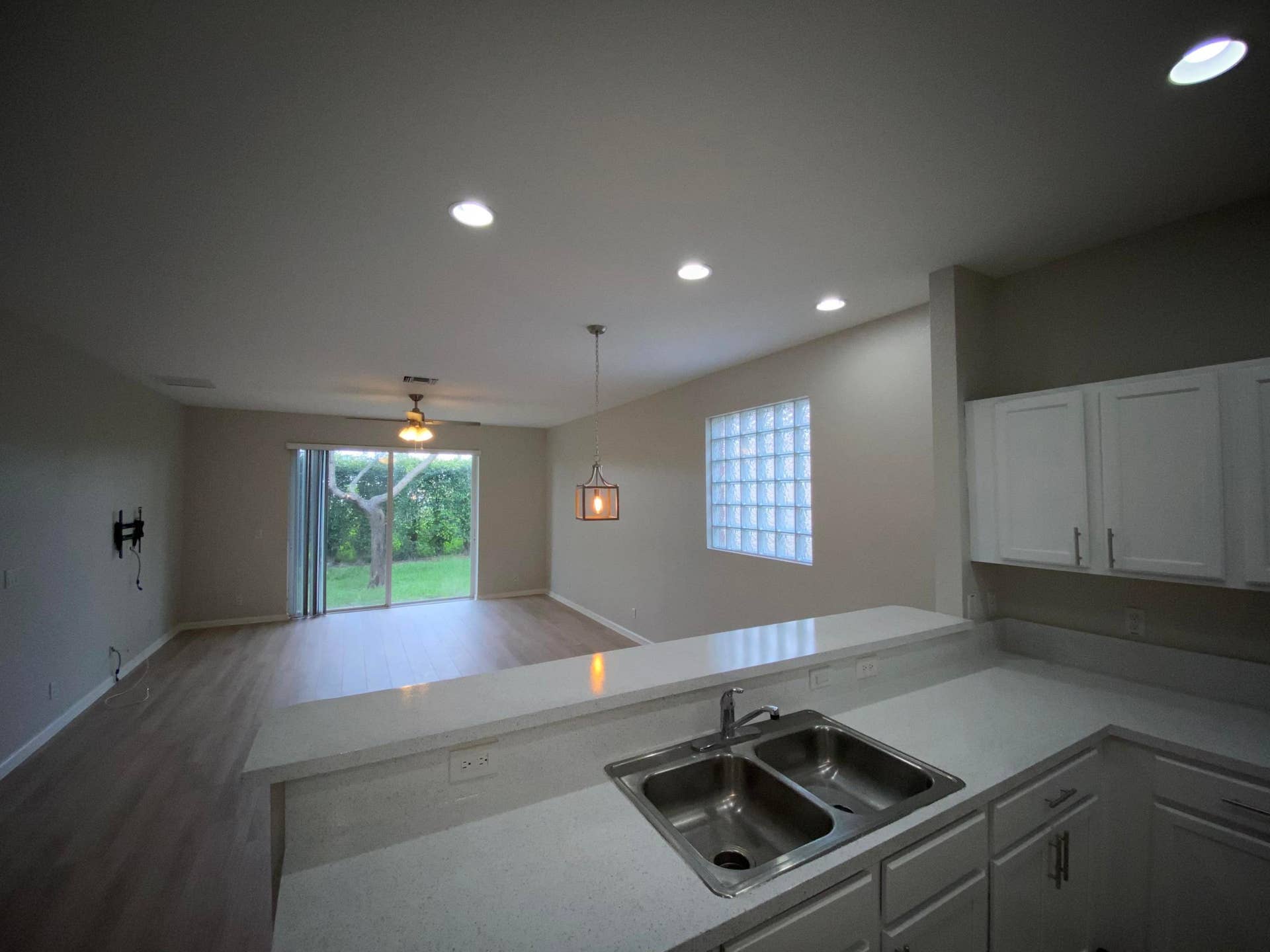 Open Kitchen