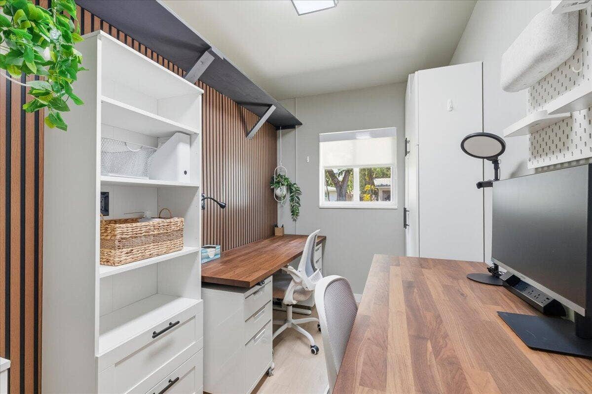 2210 NE 34TH Court, Lighthouse Point, FL 33064 office with 2 work stations