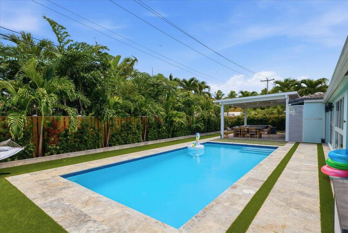 2210 NE 34TH Court, Lighthouse Point, FL 33064 39-8I8A0282