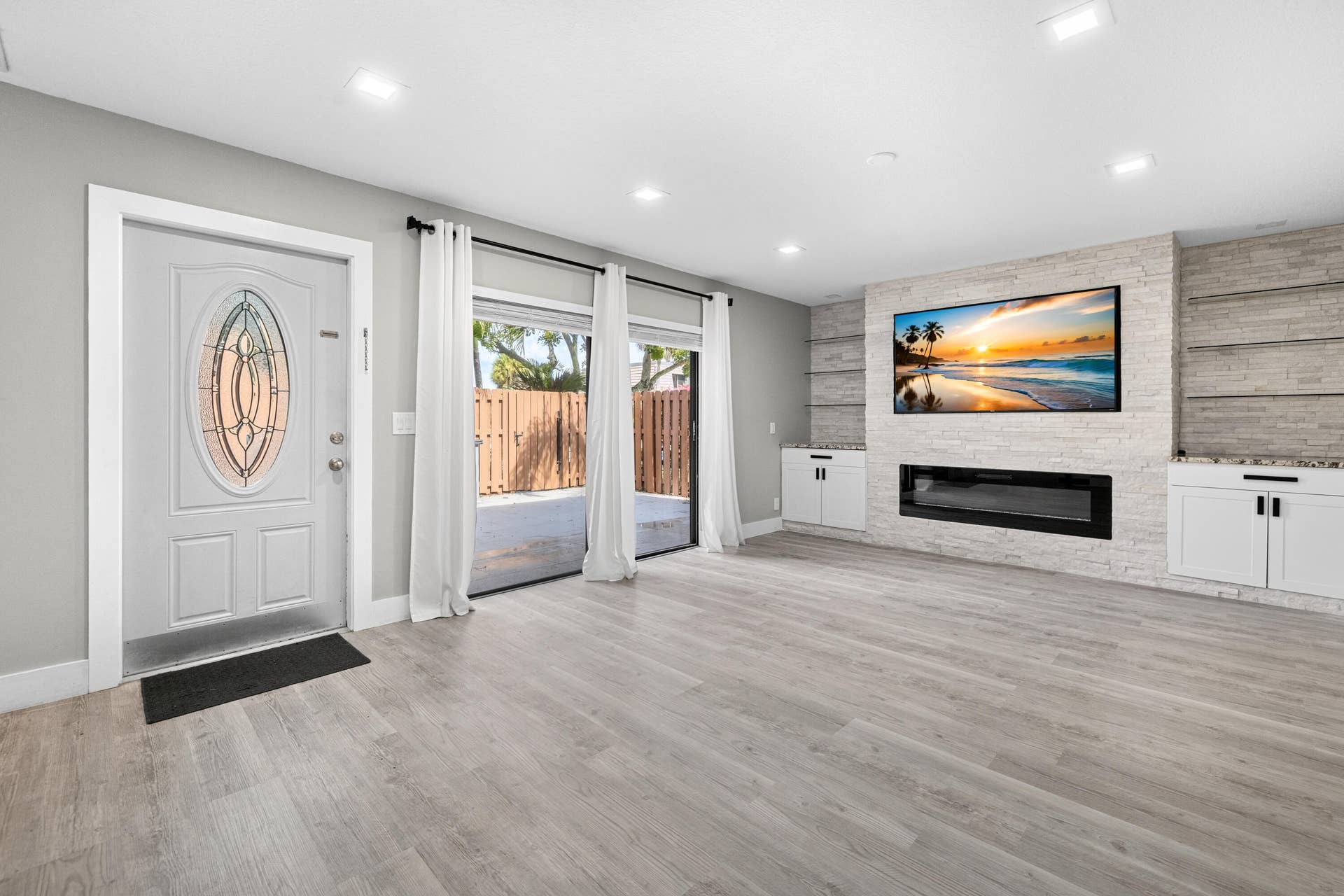 326 Jup Lks Blvd R-9257