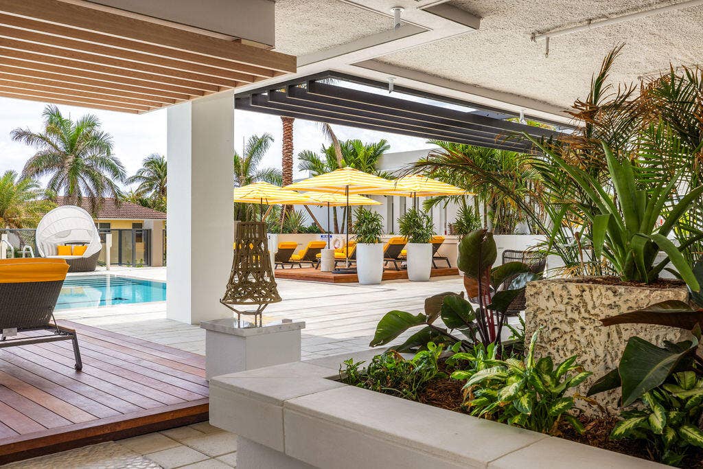 305 Briny Avenue, #402, Pompano Beach, FL 33062 ET6A2746