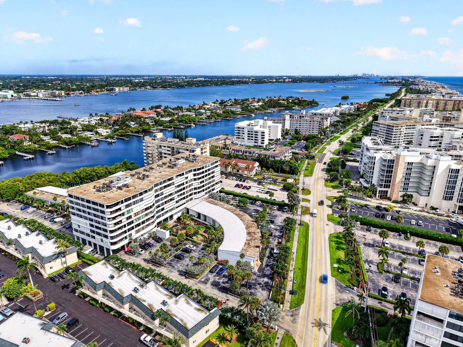3589 S Ocean Boulevard, #908, South Palm Beach, FL 33480 38-web-or-mls-DJI_20260724104418_0172_D