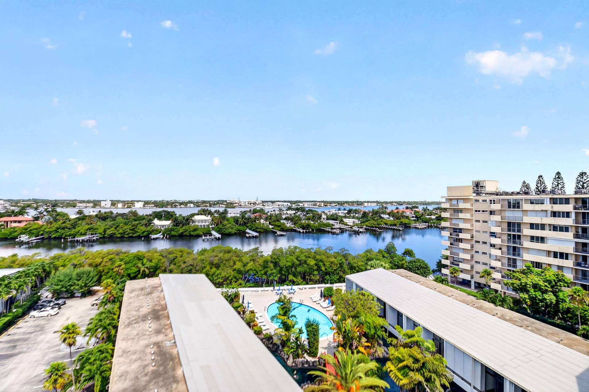3589 S Ocean Boulevard, #908, South Palm Beach, FL 33480 29-web-or-mls-DSC_9102