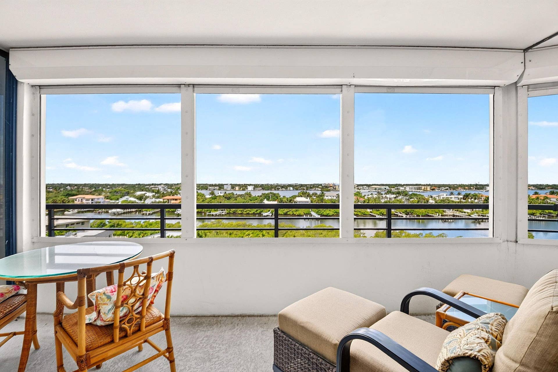 3589 S Ocean Boulevard, #908, South Palm Beach, FL 33480 26-web-or-mls-DSC_9082