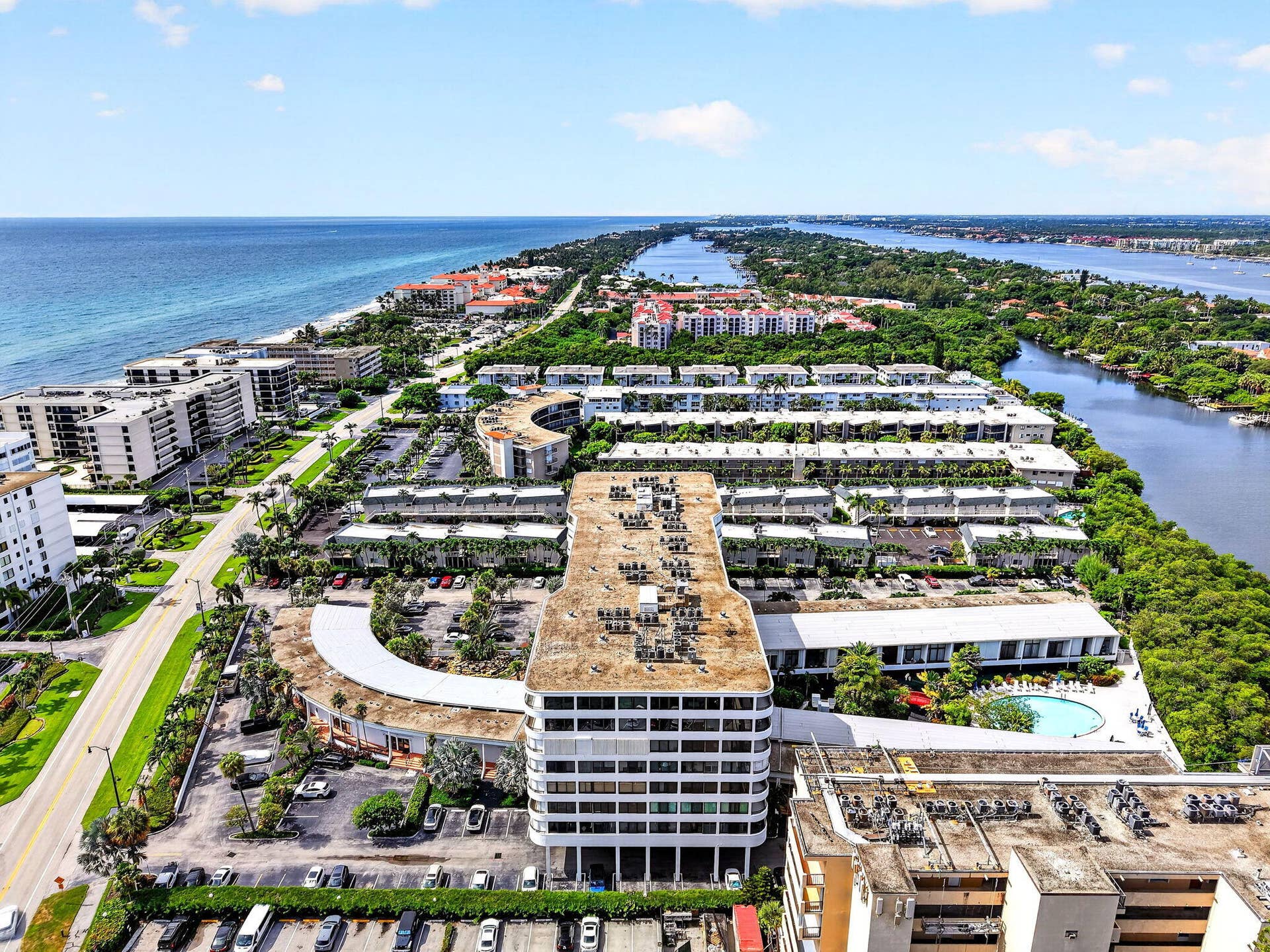 3589 S Ocean Boulevard, #908, South Palm Beach, FL 33480 39-web-or-mls-DJI_20260724104514_0182_D