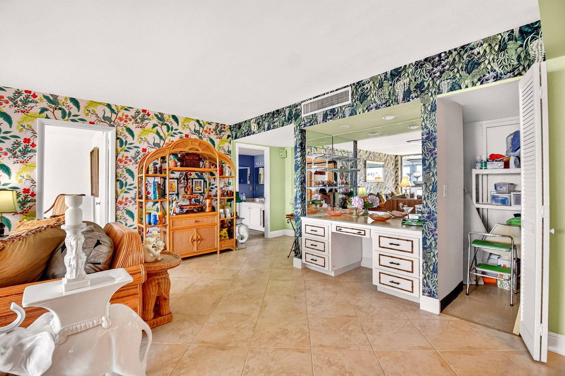 3589 S Ocean Boulevard, #908, South Palm Beach, FL 33480 33-web-or-mls-DSC_9121