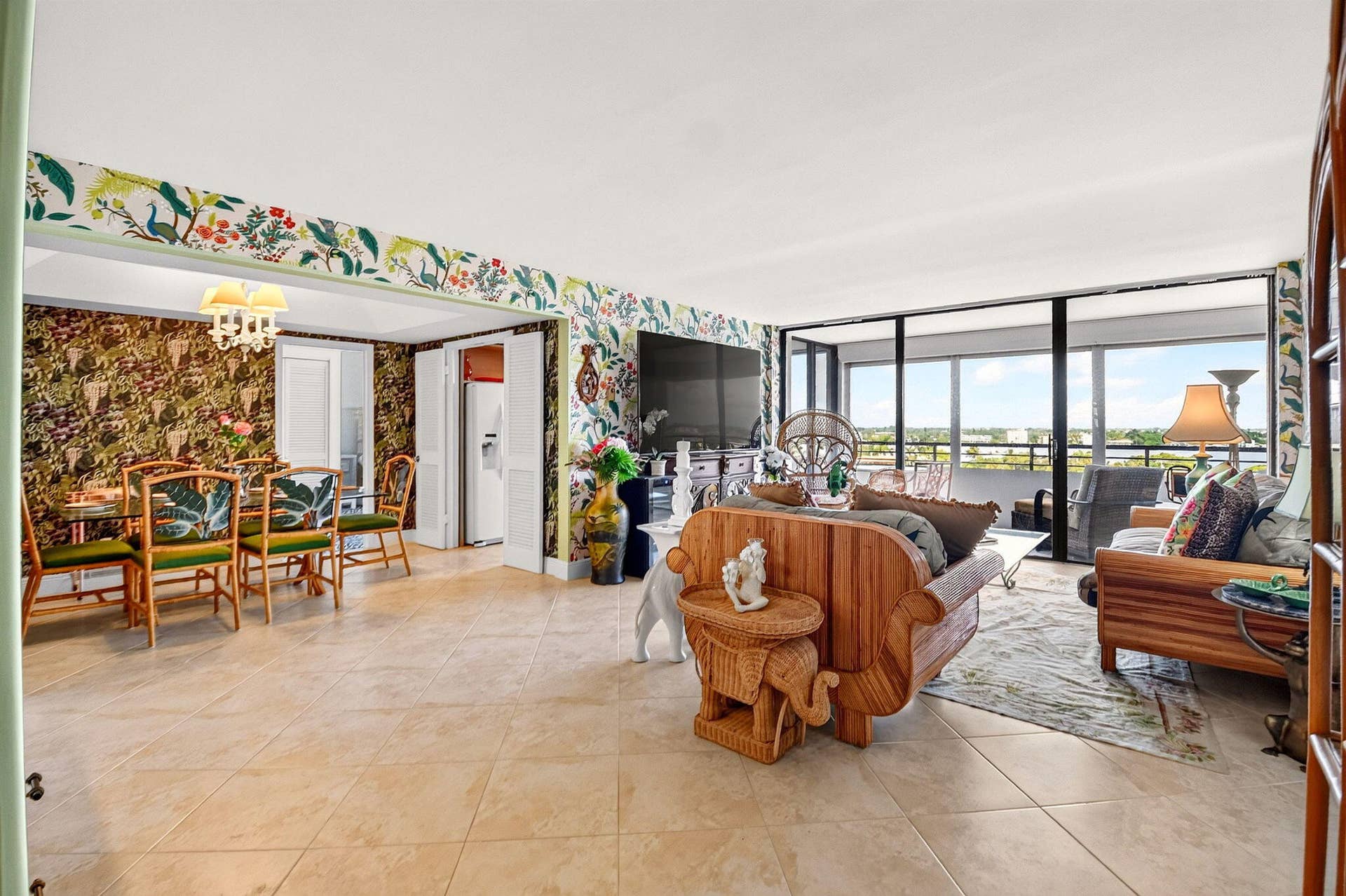 3589 S Ocean Boulevard, #908, South Palm Beach, FL 33480 3-web-or-mls-DSC_8958