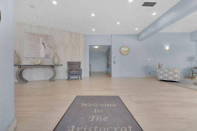 1200 HIBISCUS Avenue, #1406, Pompano Beach, FL 33062 Znsrp5iw