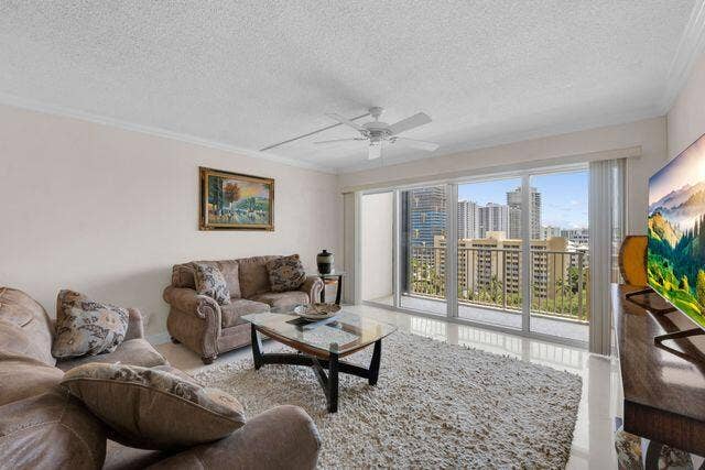 1200 HIBISCUS Avenue, #1406, Pompano Beach, FL 33062 dexu0enQ