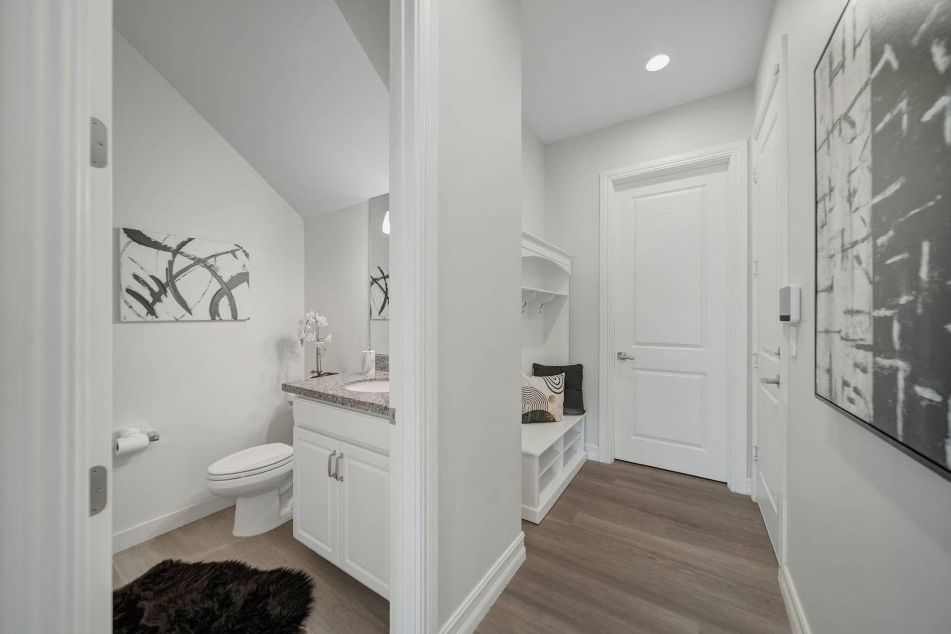 1/2 bath right off entry from garage/laundry room