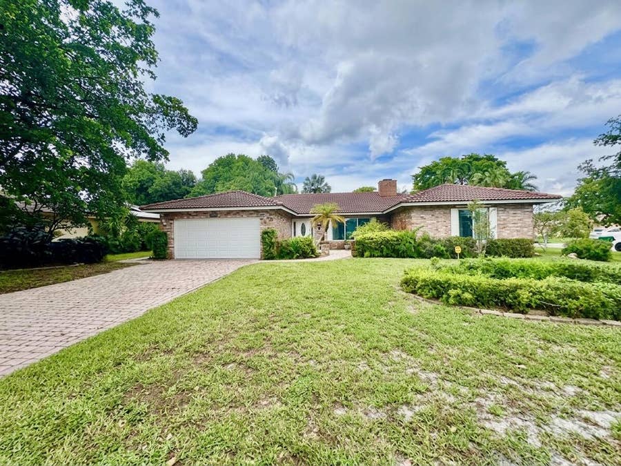 Property photo for 2022 NW 112th Avenue, Coral Springs, FL
