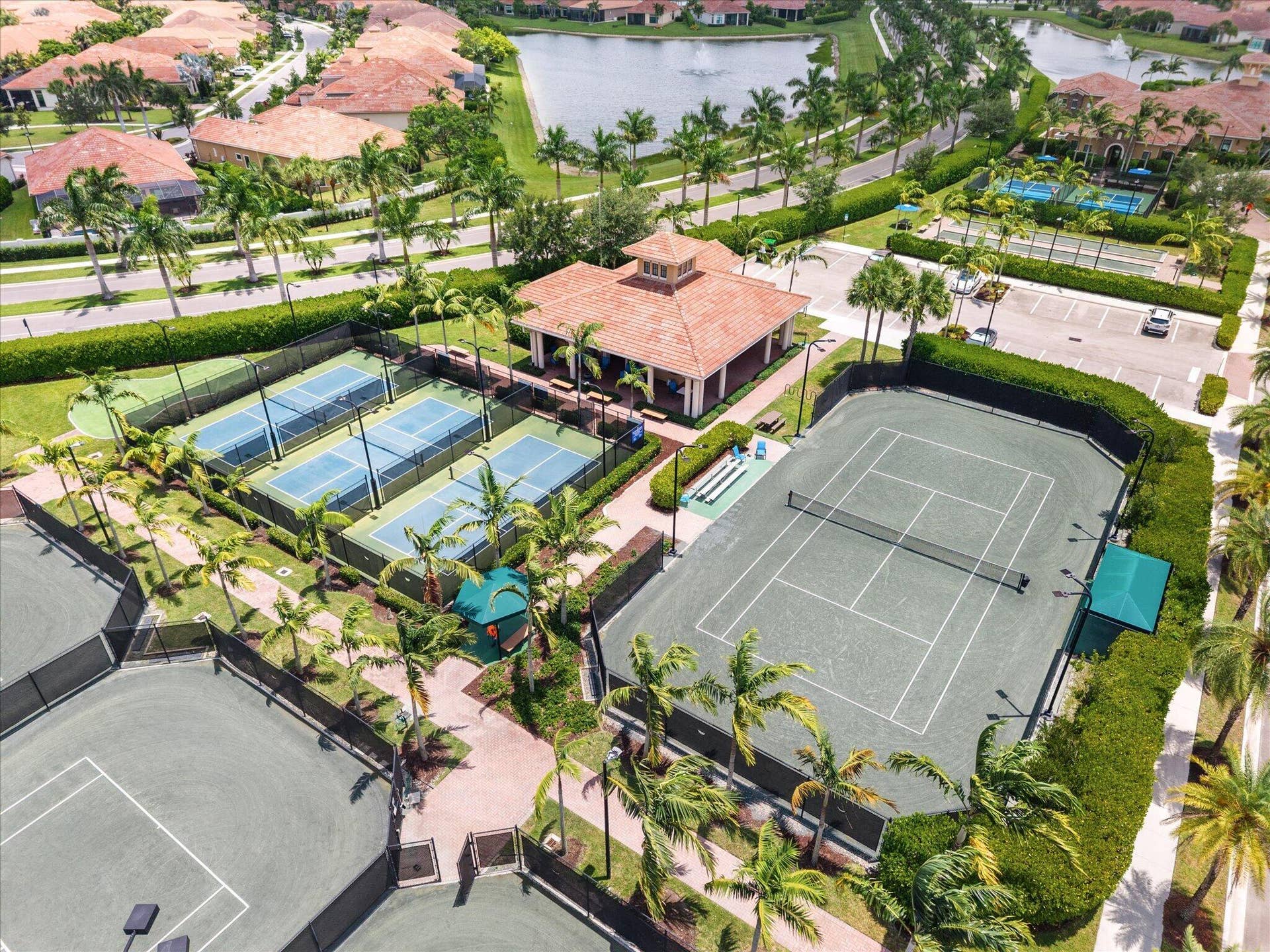 11813 Fortress Run, Parkland, FL 33076 48-48