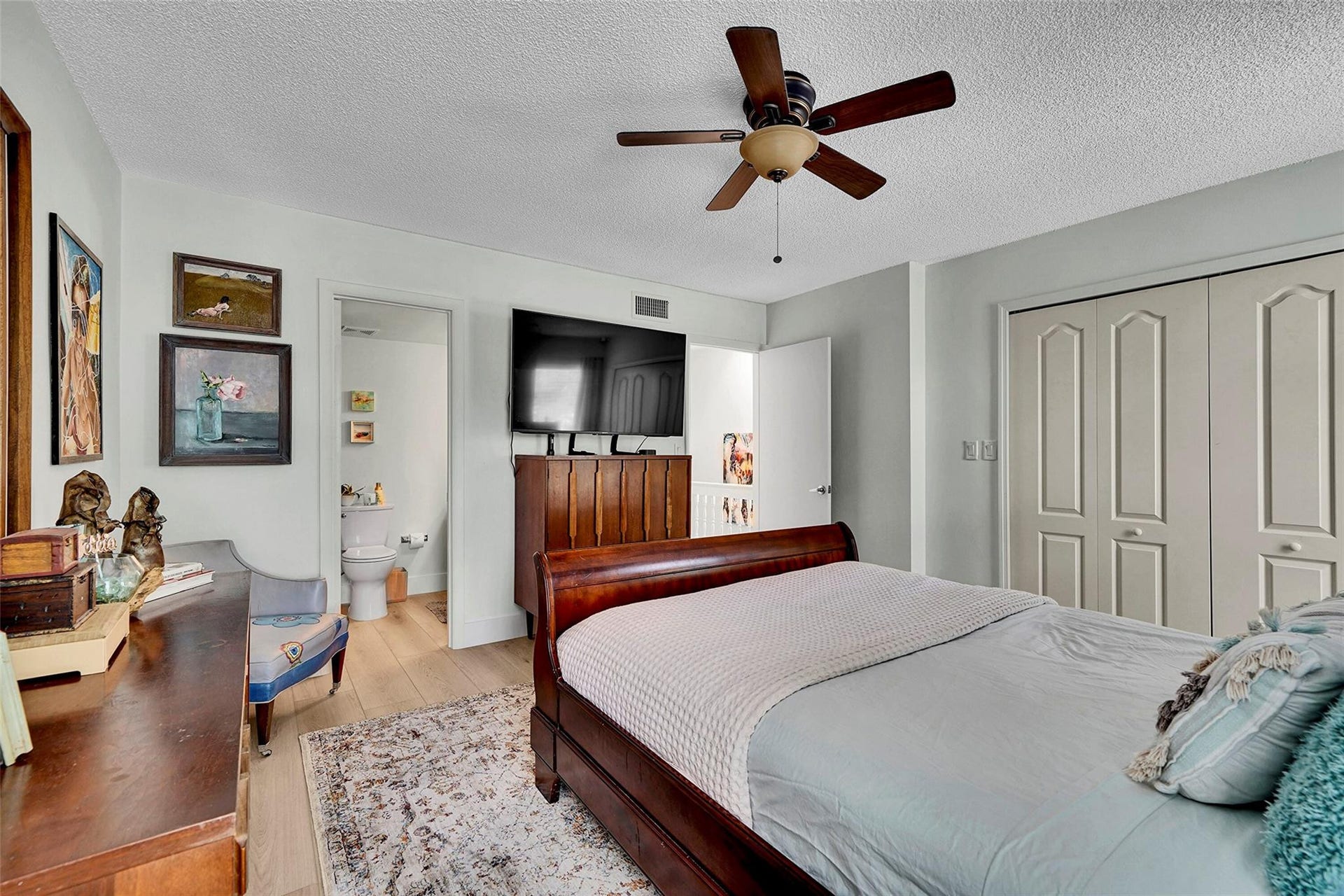 670 Kensington Place, #5B, Wilton Manors, FL 33305 Photo 17