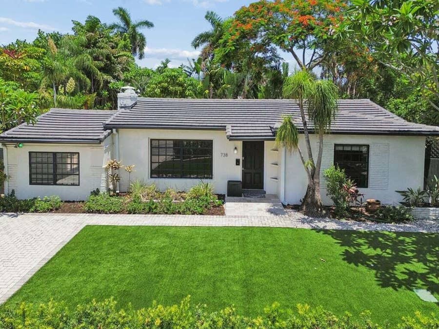 Property photo for 738 NE 16TH Avenue, Fort Lauderdale, FL