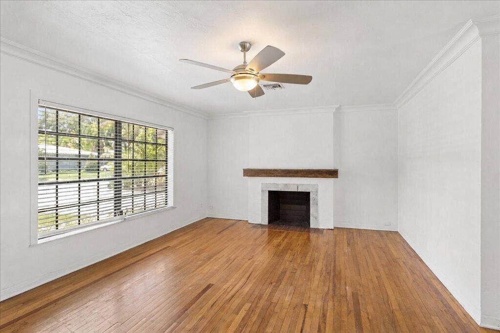738 NE 16TH Avenue, Fort Lauderdale, FL 33304 Living Room