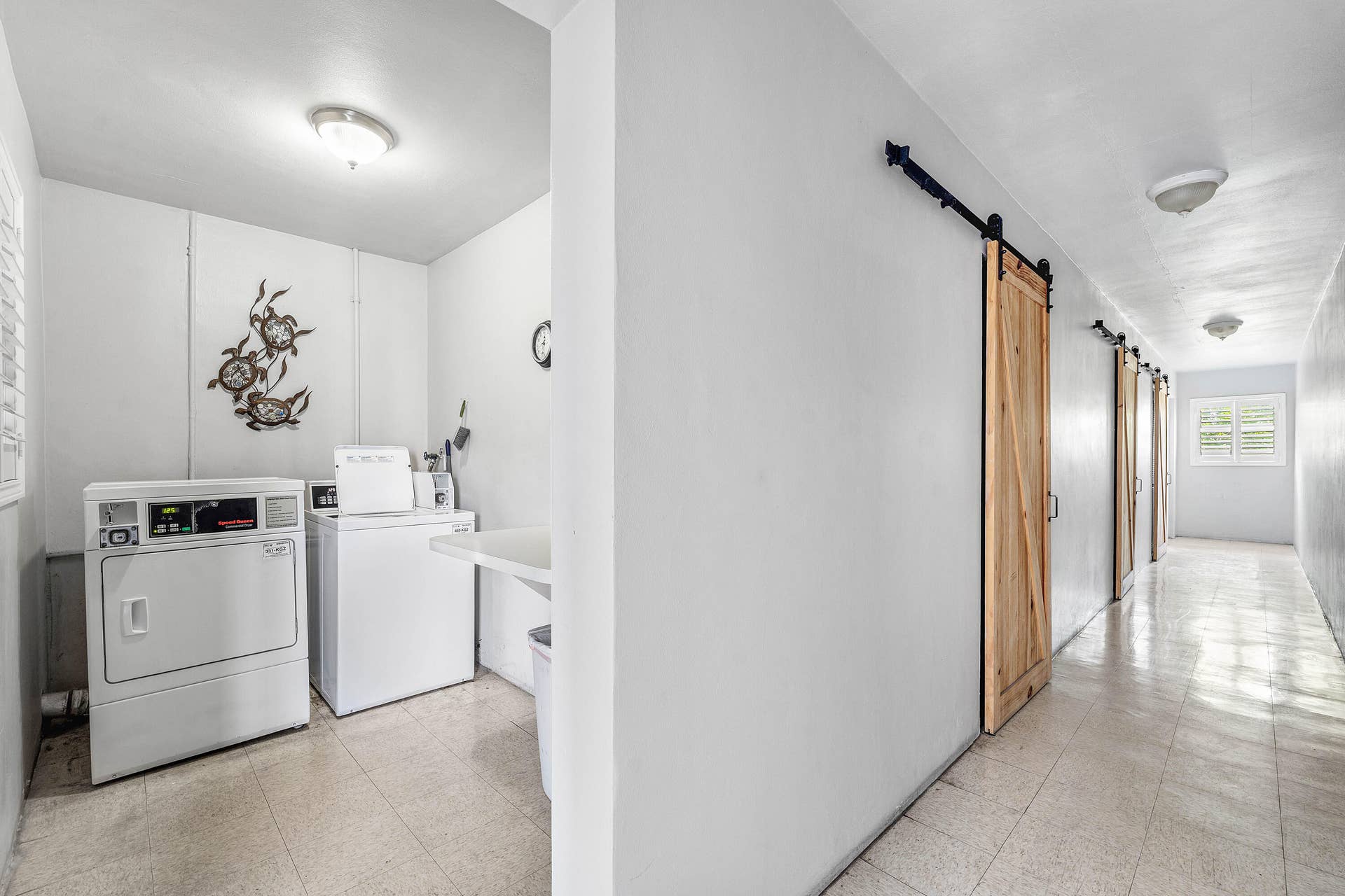 019-4111Northeast21stWay-204-LighthouseP