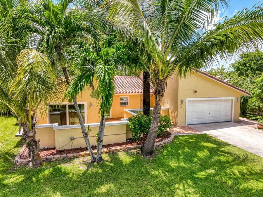 Property photo for 461 NW 47th Avenue, Deerfield Beach, FL
