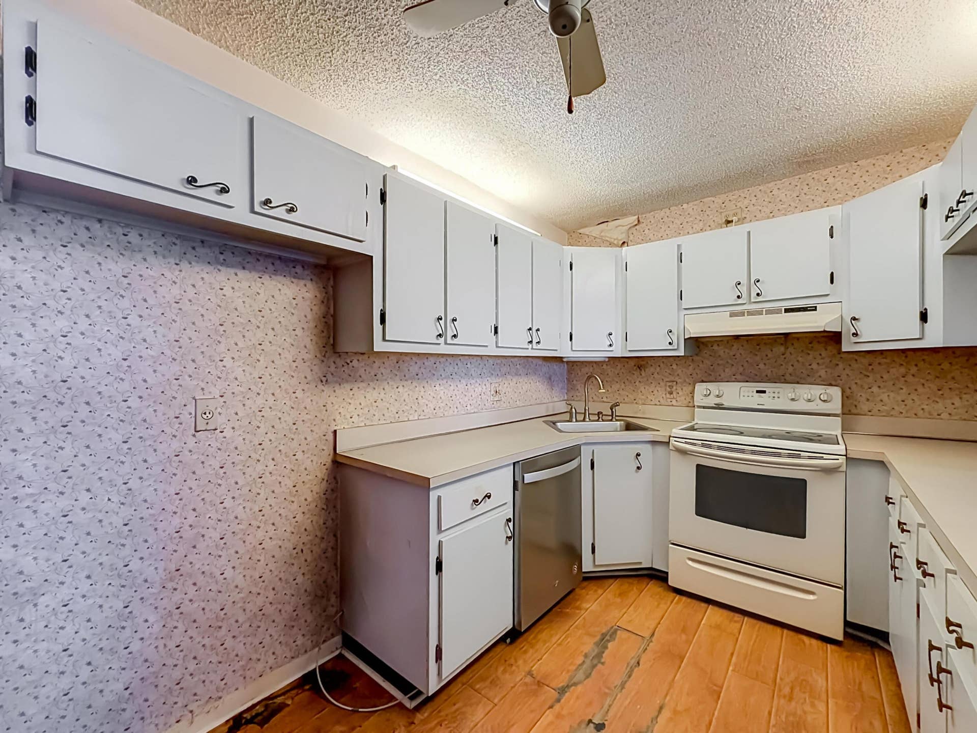 1104 Green Pine Boulevard #E1-30