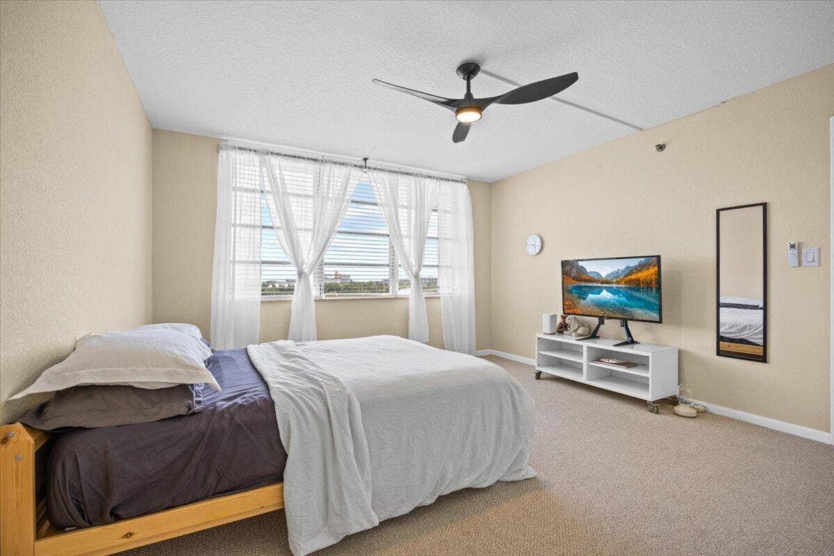 3100 W Rolling Hills Circle, #707, Davie, FL 33328 18