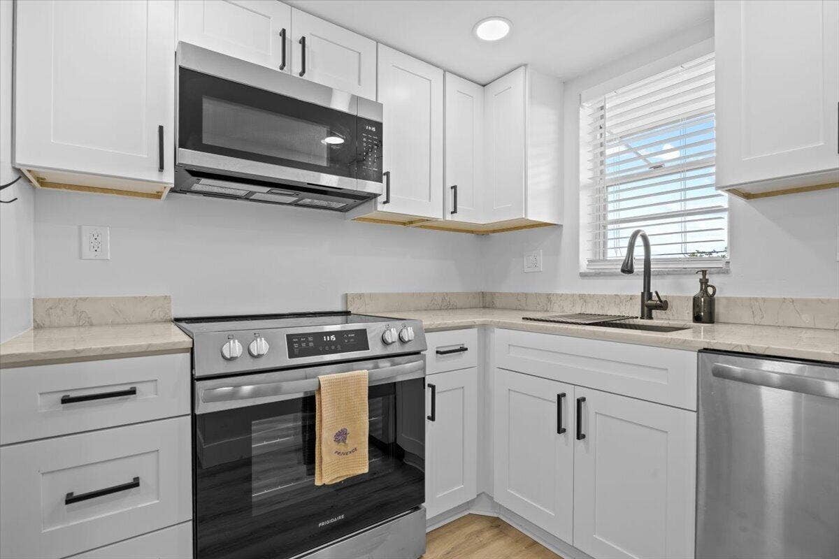 3100 W Rolling Hills Circle, #707, Davie, FL 33328 10