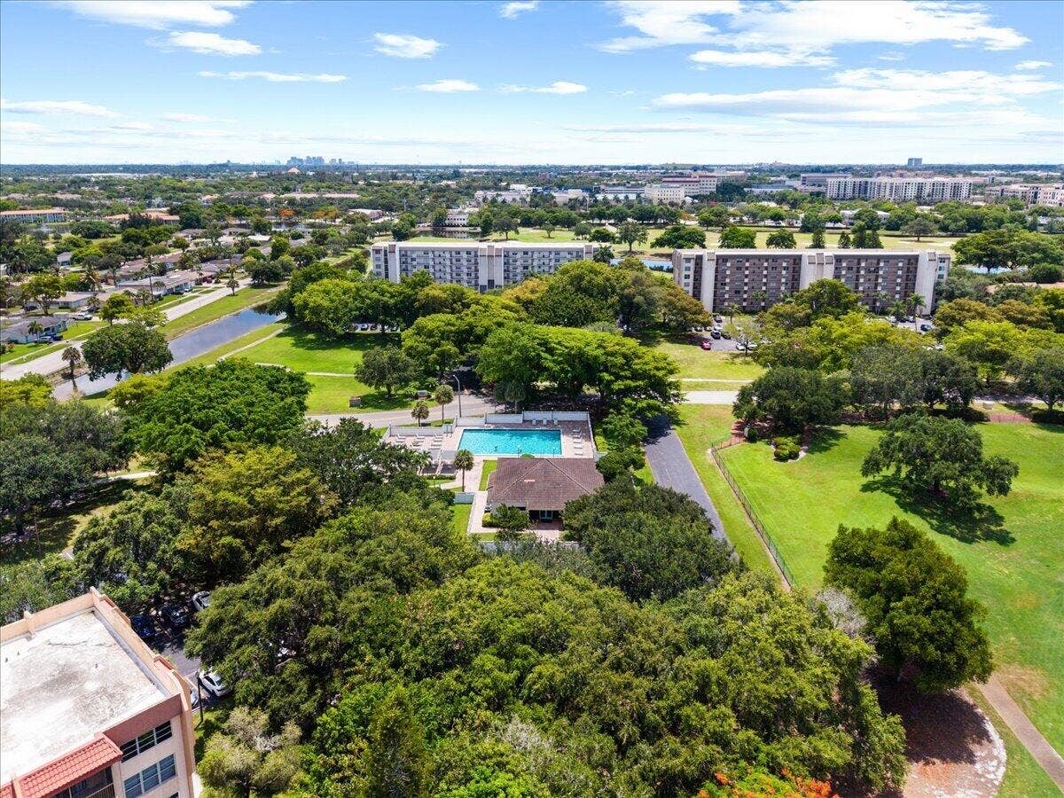 3100 W Rolling Hills Circle, #707, Davie, FL 33328 51