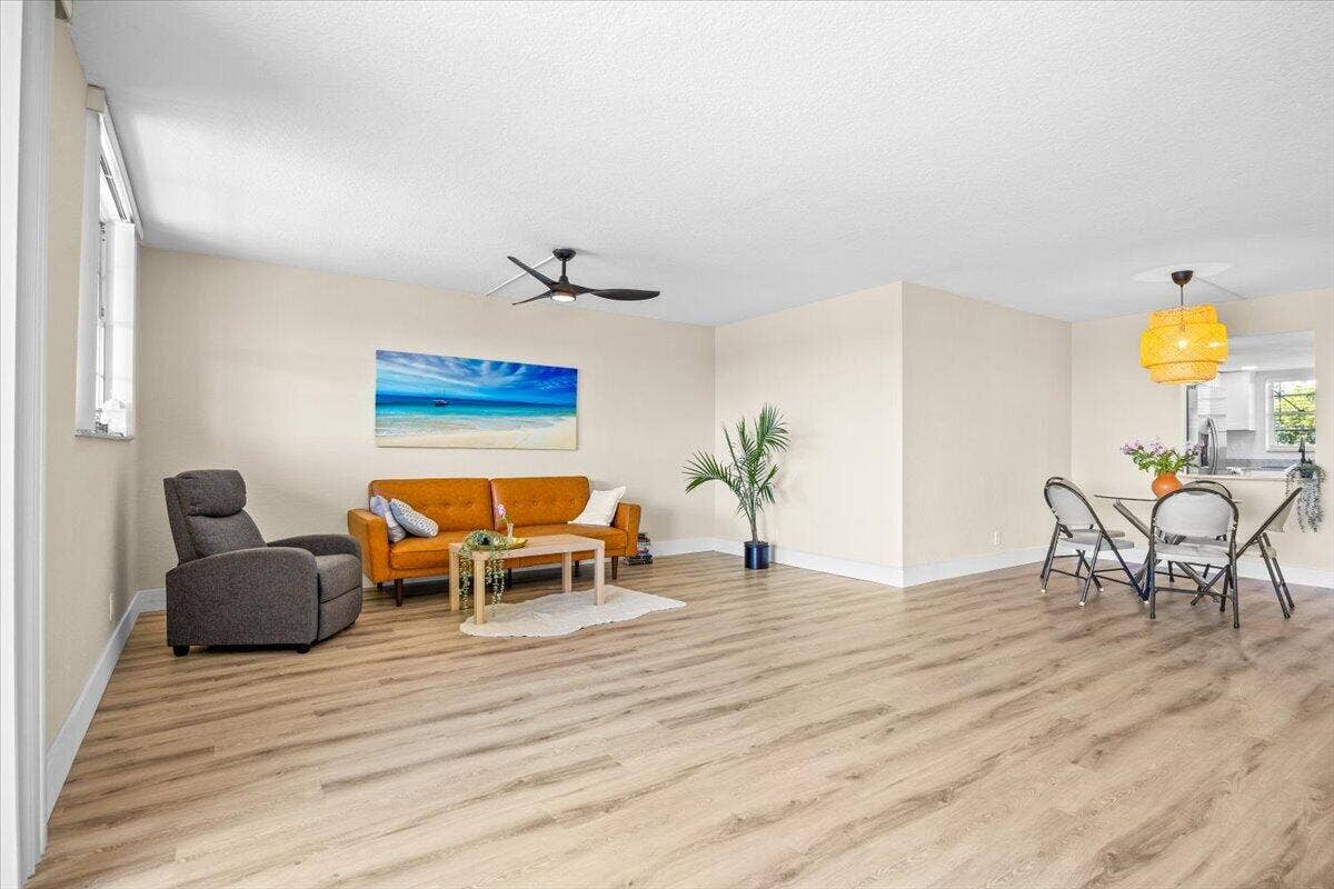 3100 W Rolling Hills Circle, #707, Davie, FL 33328 7.5