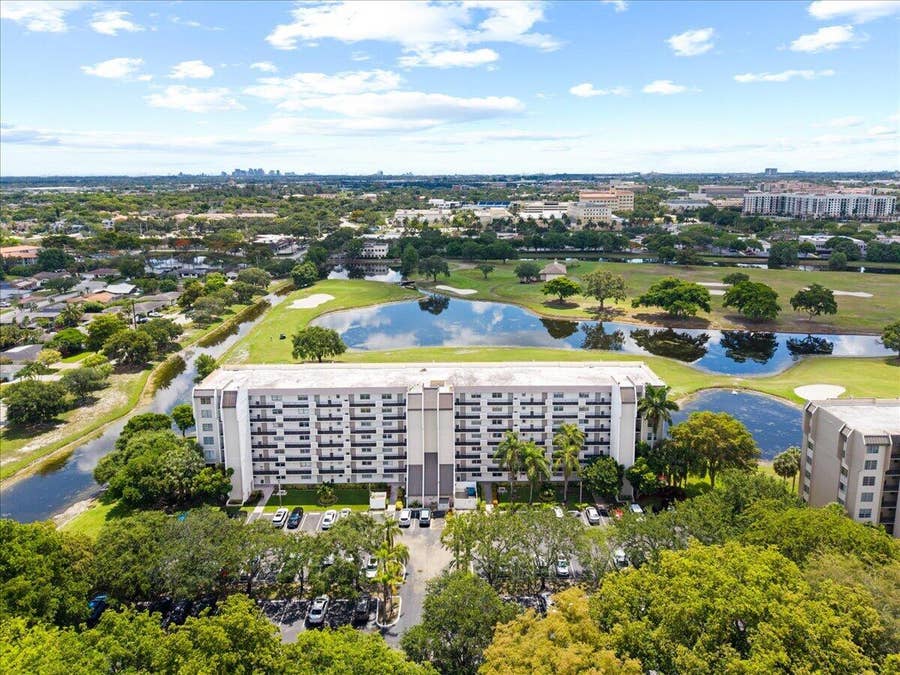 Property photo for 3100 W Rolling Hills Circle, #707, Davie, FL