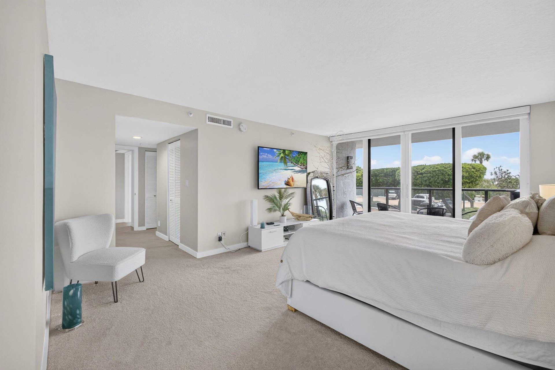 3440 S OCEAN Boulevard, #105S, Palm Beach, FL 33480 Primary Bedroom