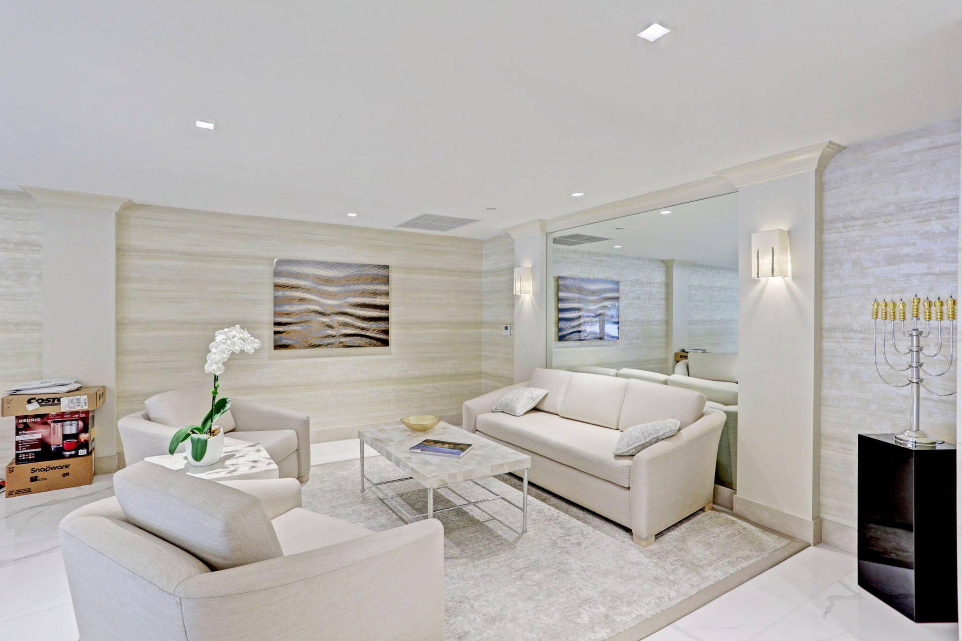 3440 S OCEAN Boulevard, #105S, Palm Beach, FL 33480 Lobby