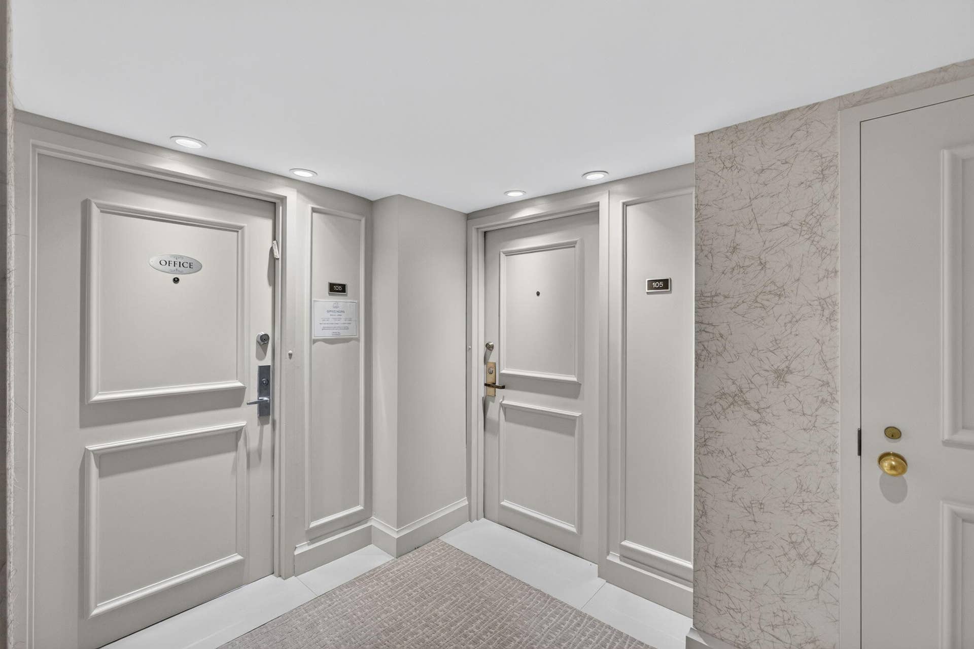 3440 S OCEAN Boulevard, #105S, Palm Beach, FL 33480 Front door