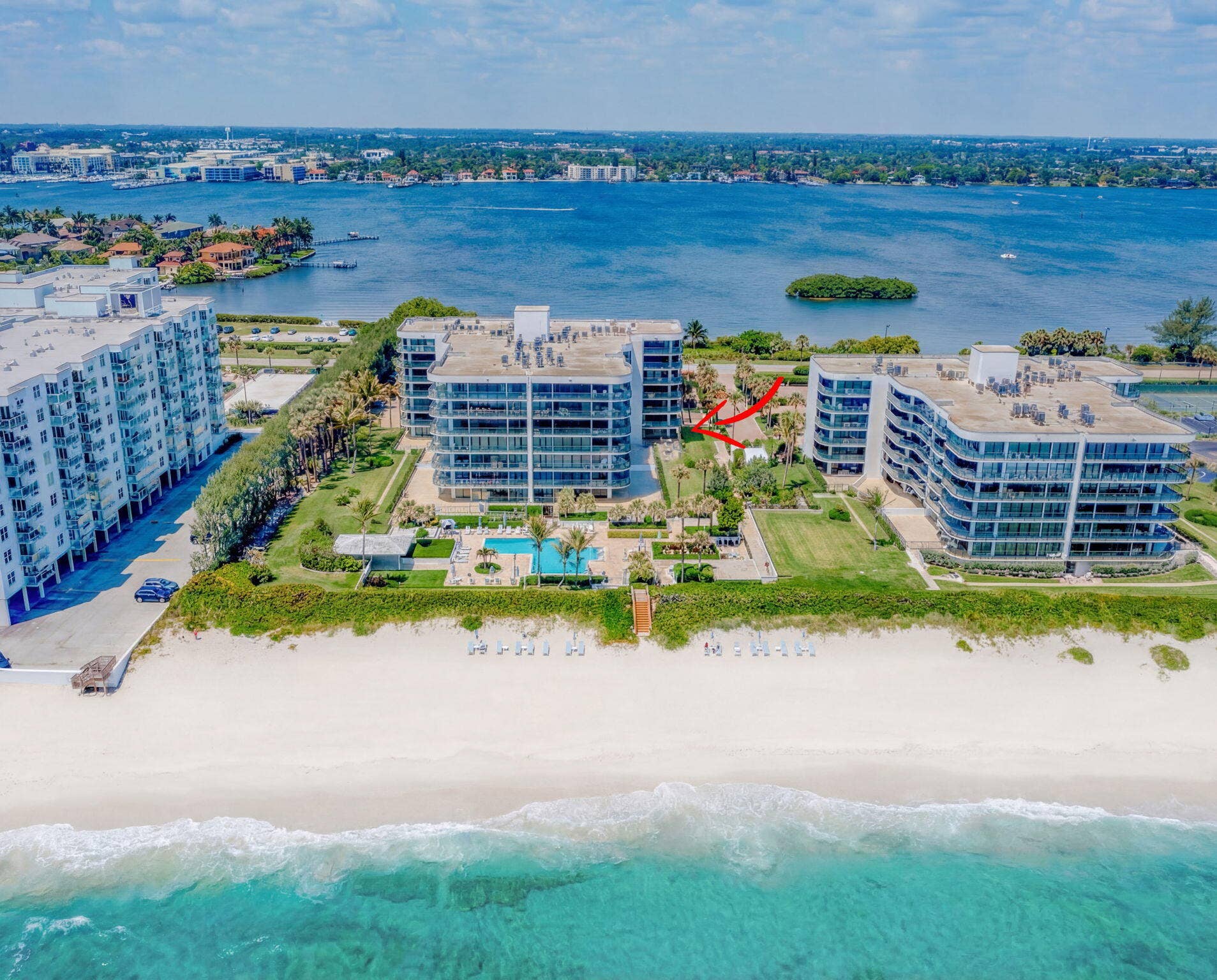 3440 S OCEAN Boulevard, #105S, Palm Beach, FL 33480 Halcyon between Atlantic Ocean and Intracoastal Waterways