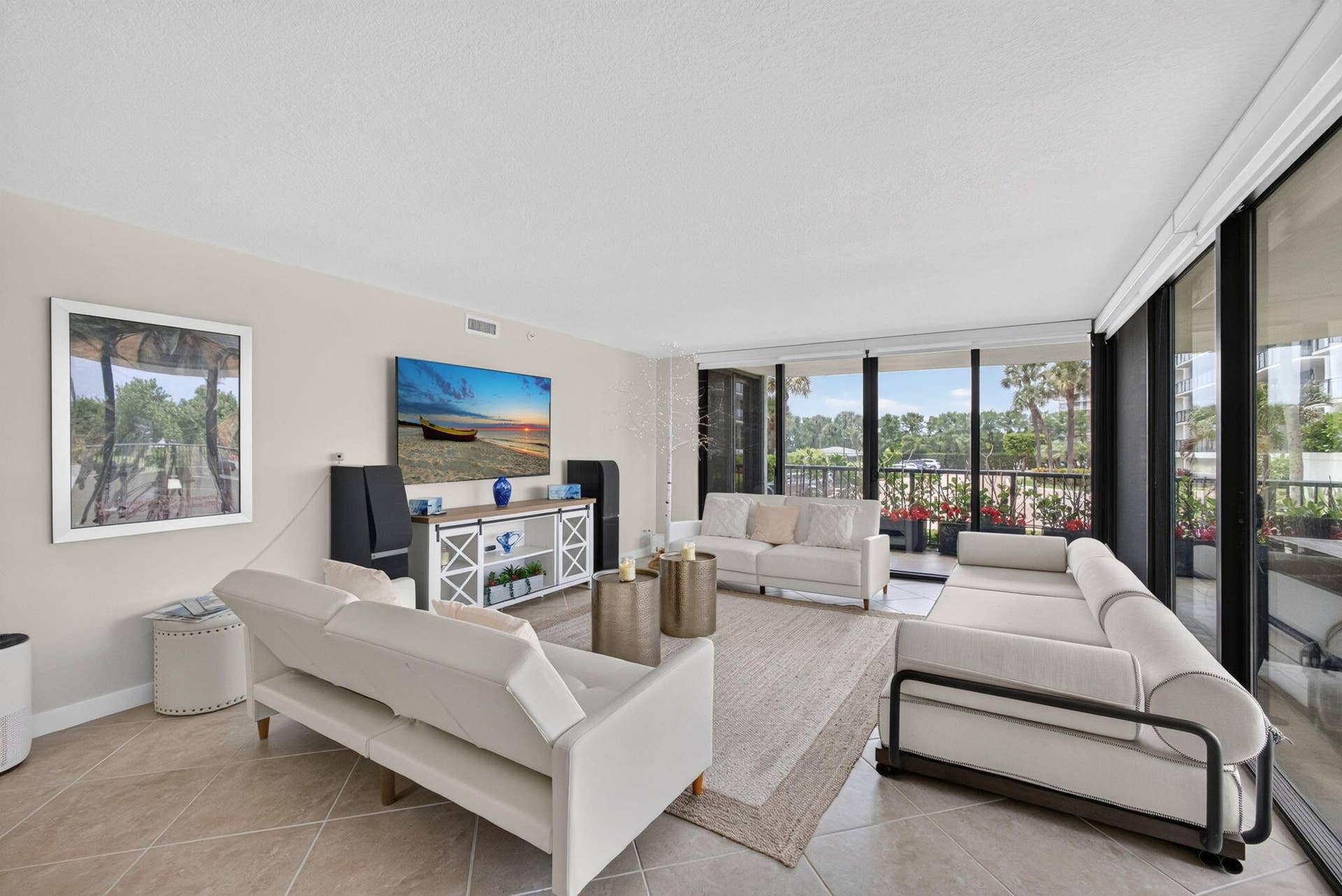 3440 S OCEAN Boulevard, #105S, Palm Beach, FL 33480 Living Room